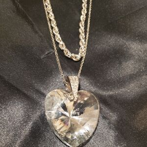 NWT Ashley Stewart Necklace Earring Set.